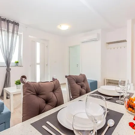 Veronique 2 Mit Whirlpool By Interhome Apartment *
